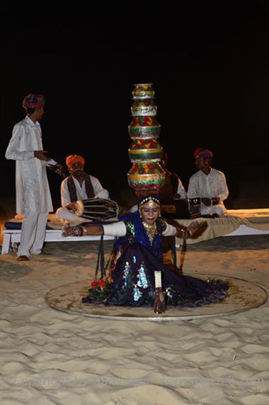 03 Rajasthani_Gypsy_folk_dance,_Goa_DSC6281_b_H600